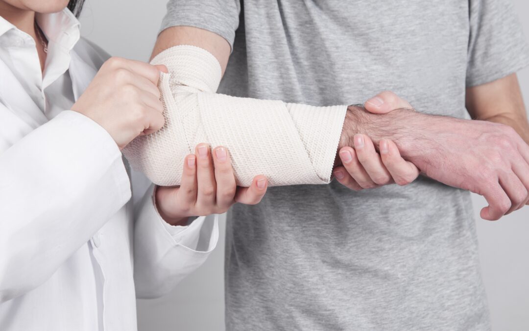 Bone Fractures: Symptoms, Procedure and Risks